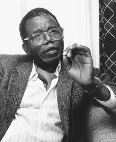 Chinua Achebe. Reproduced by permission of AP/Wide World Photos.